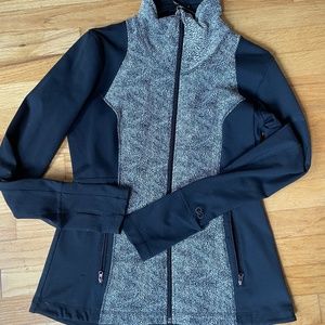 Snakeprint/Black Zip front yoga jacket